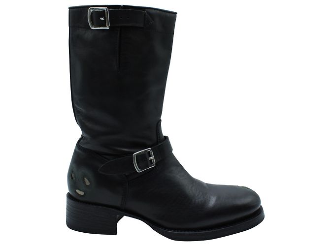 Dsquared2 Distressed Buckle Boots aus schwarzem Leder