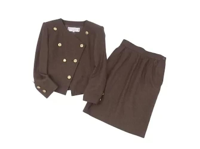 *Vintage Yves Saint Laurent Costume Laine Furano Configuration No Color Veste Jupe Bouton Doré Marron Taille 9 (Équivalent M)  ref.572140