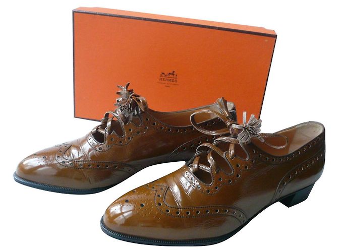 Hermès HERMES Caramel patent leather derbies T37 IT