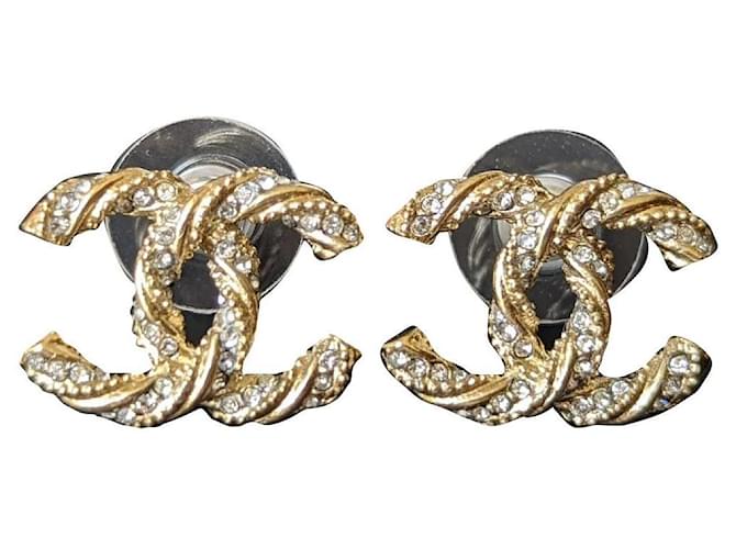 Chanel CC 13P Twisted crystal logo earrings gold colour hardware box Golden Metal  ref.572303