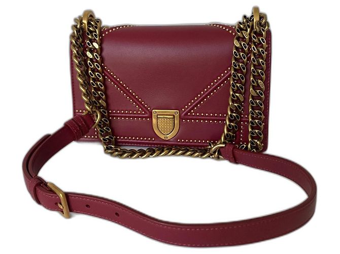 Borsa a tracolla Dior Diorama in pelle rossa con borchie Rosso