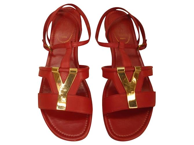 Yves Saint Laurent Sandals Red Leather  ref.572480