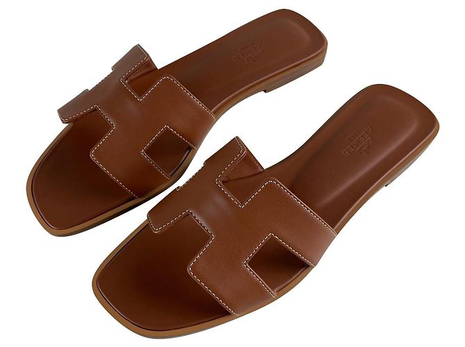 Hermès Oran Sandals Brown