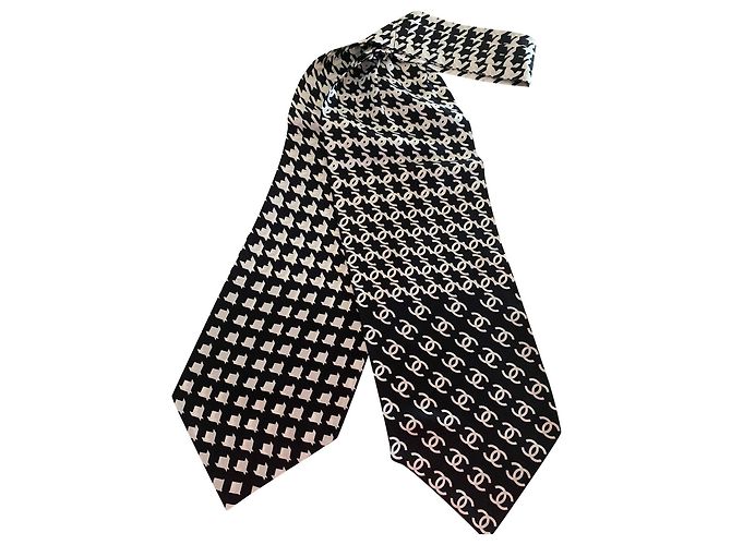 Ascot Chanel unisex Nero