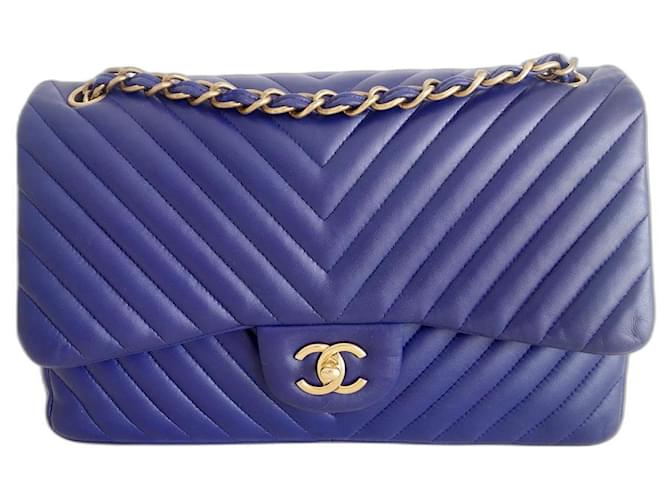 Bolsa Chanel Classic Chevron Azul Couro  ref.573042