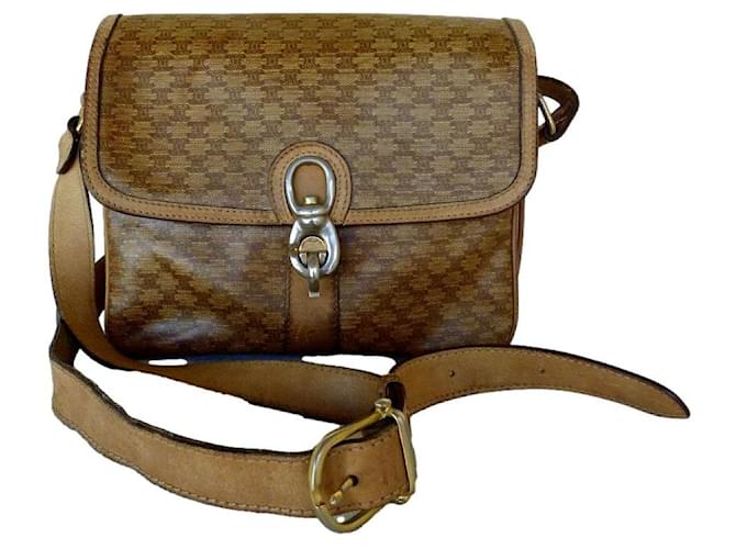 Céline Handbags Beige Caramel Leather Cloth  ref.573092