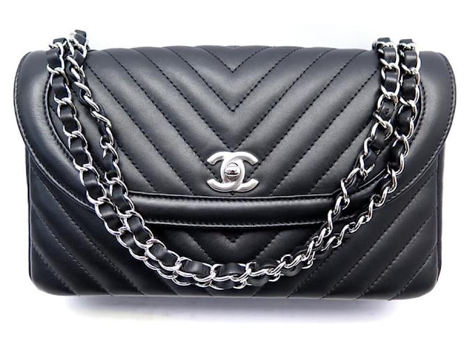 NEW CHANEL TIMELESS BANDOULIERE HANDBAG IN BLACK CHEVRON LEATHER HAND BAG  ref.574454