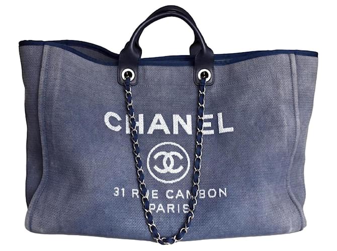 Chanel Bolsa jeans Deauville XL Azul claro Couro Algodão  ref.576636
