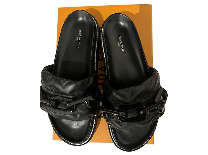 Louis Vuitton Mules compensées Noir