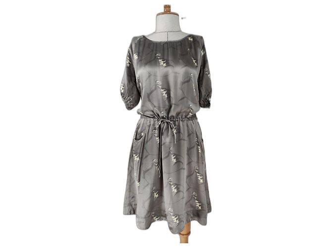 Autre Marque Vestido de seda Margit Brandt Gris