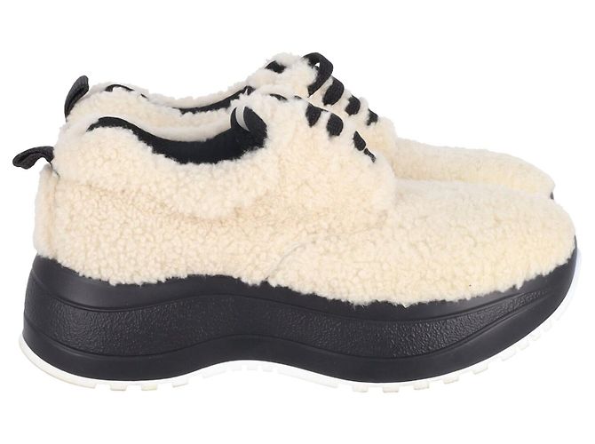 Céline Baskets Celine Delivery en Shearling Platform en Laine Crème Blanc Écru