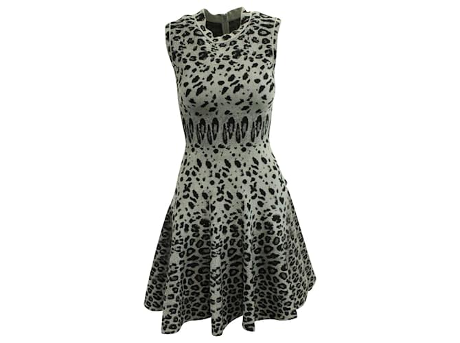 Alaïa Leopard Print Mini Dress in Grey Viscose Cellulose fibre  ref.578208