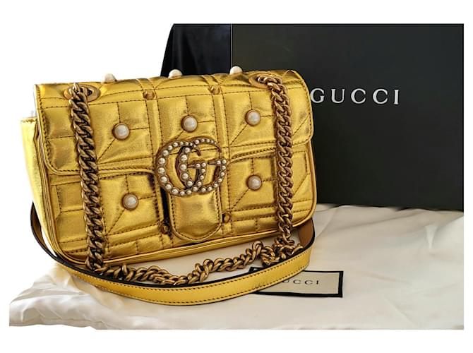 Gucci Marmont pérola metalizada Dourado Couro  ref.578268