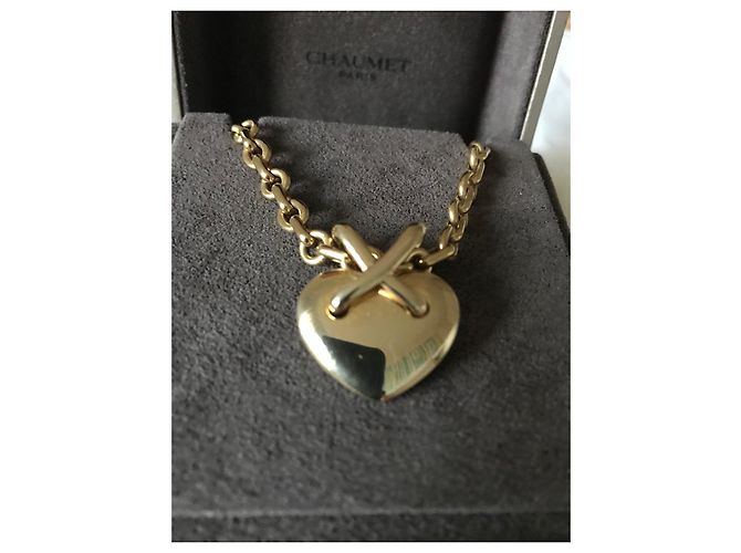 Chaumet Eslabones corazón con cadena modelo grande oro amarillo