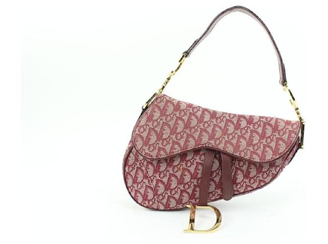 Dior Burgundy Monogram Trotter Girly Chic Pochette Shoulder Bag 5d119 For  Sale at 1stDibs