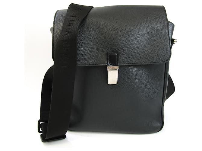 Louis Vuitton Louis Vuitton Yaranga Black Taiga Leather Messenger Bag