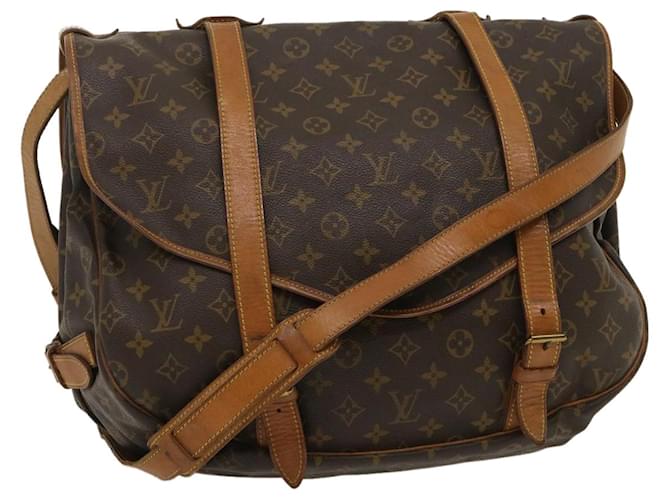 Louis Vuitton Vintage Monogram Canvas Saumur 43 Messenger Bag, Louis  Vuitton Handbags