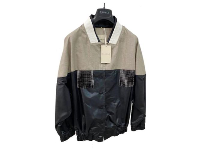 Daniele Carlotta Schwarze Lederjacke Beige