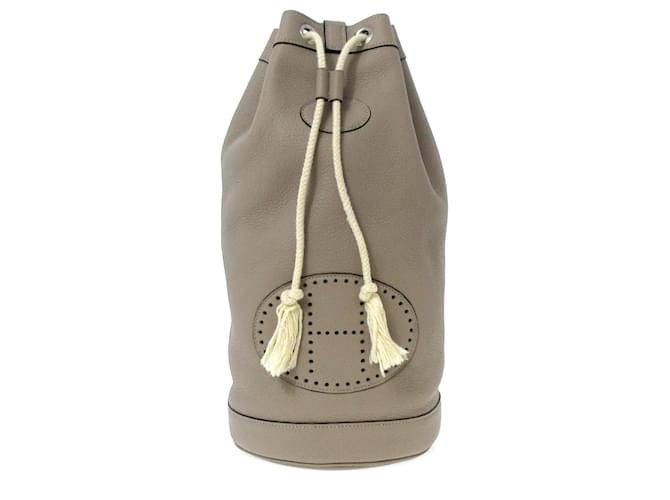 Hermès Backpack Beige Leather  ref.581753
