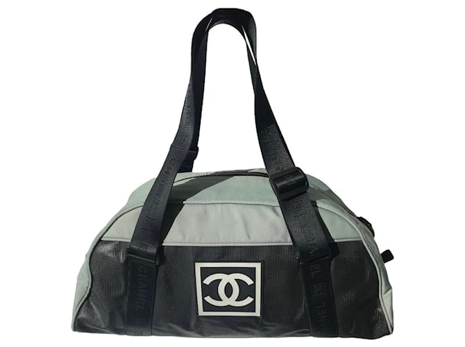 Bolsa Chanel CC Logo Viagem/Esportiva Preto Verde Lona Borracha  ref.585180