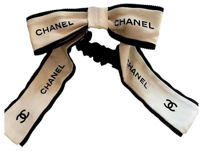 chanel accessories 2022