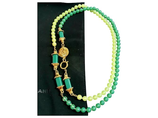 Vintage CHANEL GRIPOIX collector's necklace Golden Light green Dark green Ceramic Gold-plated  ref.585325