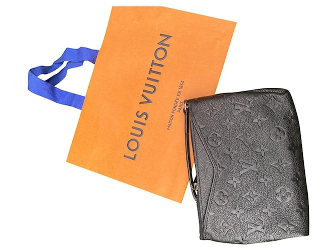 Louis Vuitton black empreinte pallas crossbody bag Leather  ref.586320