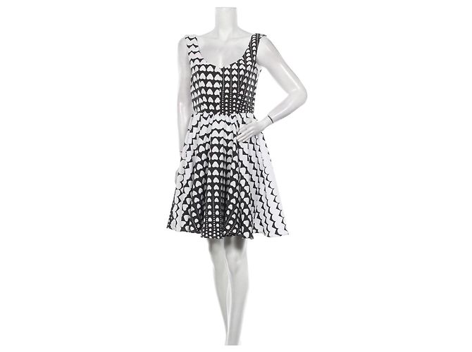 Tara Jarmon Kleid mit Herzprint schwarz weiß