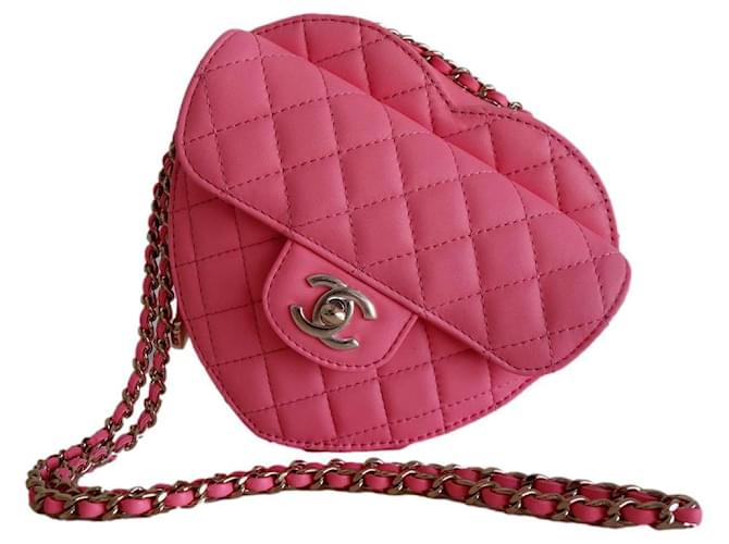 bolsa de coração Chanel Rosa Couro  ref.586498