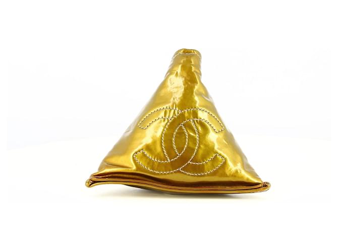 2008-2009 Bolsa Chanel Golden brilhante Dourado Couro  ref.587982