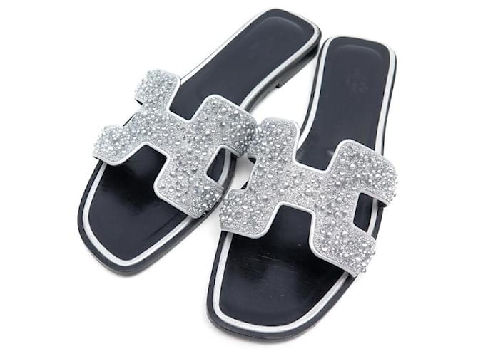 Hermès NINE HERMES SHOES SANDALS ORAN CRYSTALS 39 SILVER BOX NEW SHOES Silvery Goatskin  ref.588610