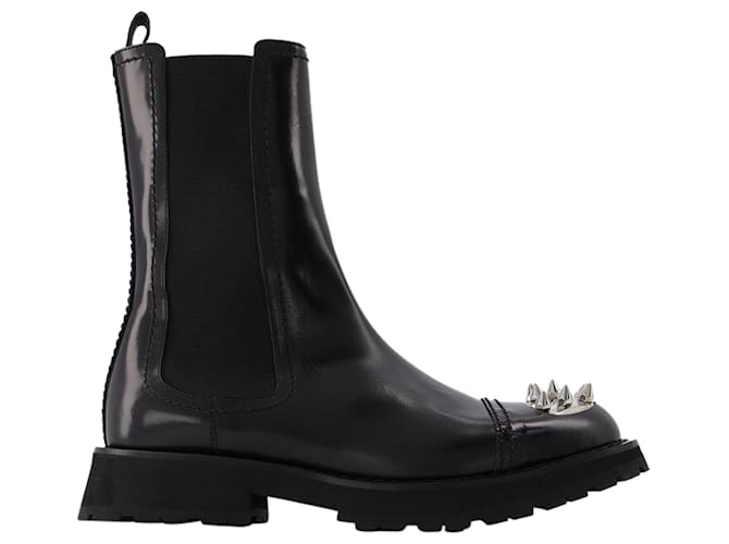Alexander Mcqueen Ankle Boots With Studs in Black Leather  ref.589270