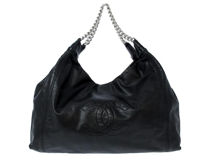 Chanel Black CC Lammfell-Einkaufstasche Schwarz Leder  ref.590349