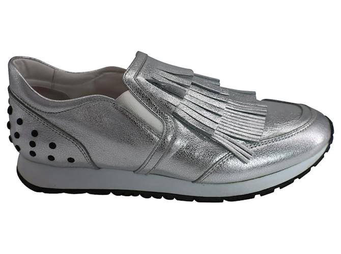 Sneakers Tod's Slip-on Fringe in Pelle Argento Metallico  ref.590783