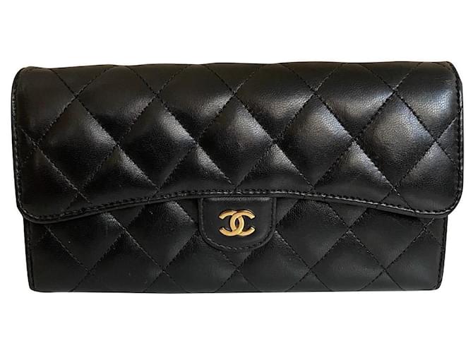 Chanel Purses, wallets, cases Black Leather  ref.590824