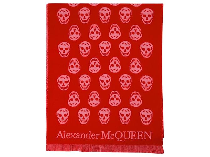 Alexander Mcqueen Reversible Ups Scarf in Pink Wool  ref.591012