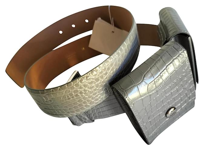 MAX MARA nuevo cinturón de cuero real Gris Metal  ref.591497
