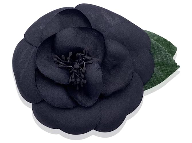 Chanel Vintage Black Silk Flower Camellia Camelia Pin Brooch ref.591796 -  Joli Closet