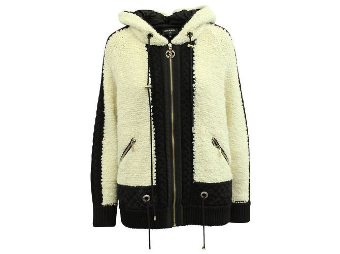 Chanel Kapuzenjacke mit Reißverschluss aus weißer Kaschmirwolle