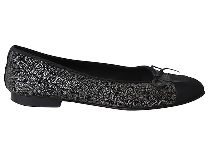 Timeless Chanel Ballet Flats in Black Leather  ref.595701