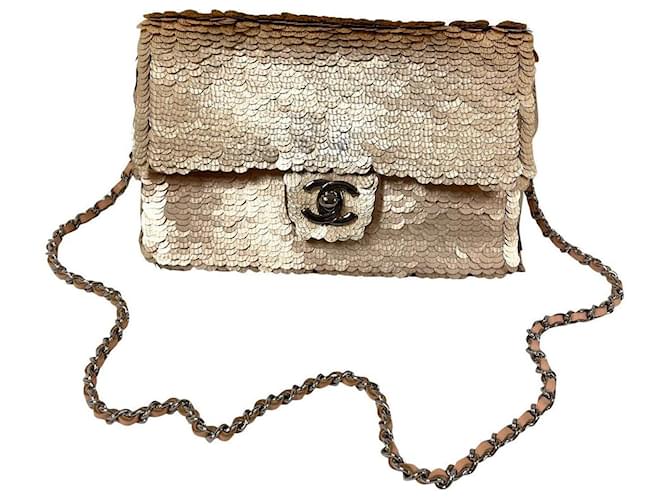 Wallet On Chain Chanel Petit sac à rabat Timeless avec chaîne  ref.595726
