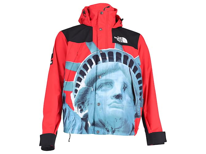 Supreme x The North Face Statue of Liberty Mountain Jacket in Red