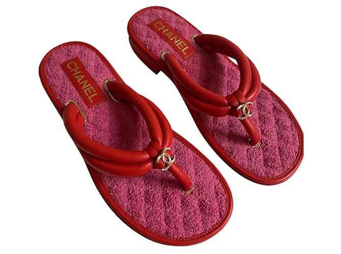 Chanel Sandals Red Leather  ref.596752