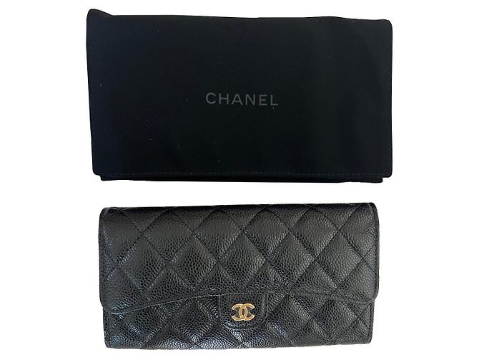 Cartera larga Chanel Timeless en piel de becerro negra Negro