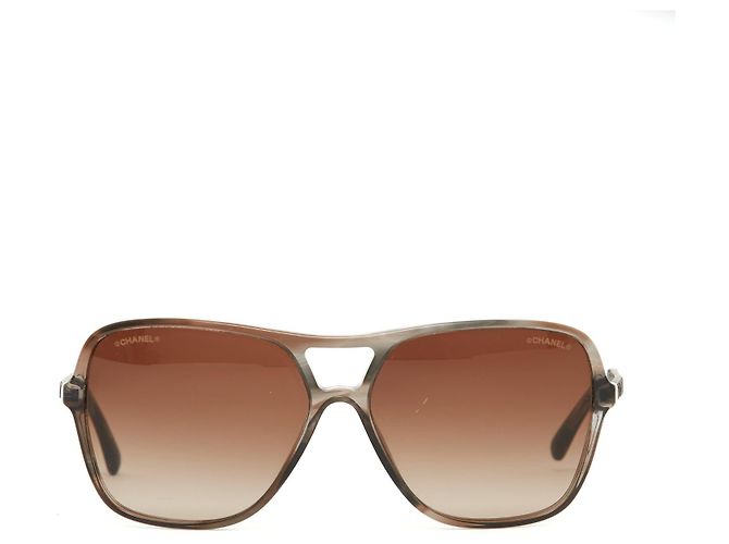 Óculos de sol Chanel Pilot em acetato e couro marrom claro Castanho claro