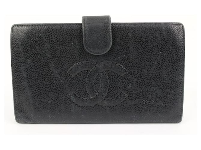Chanel Carteira de couro preto caviar com logotipo CC com aba longa  ref.599153