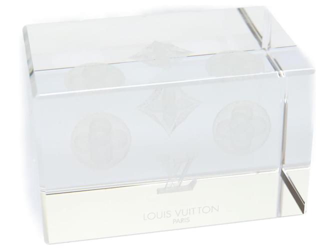 LOUIS VUITTON Paper weight crystal LV Auth 30011  ref.599855