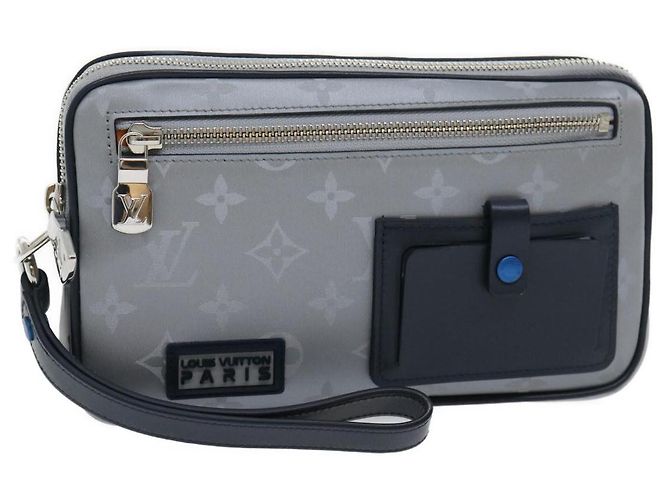 LOUIS VUITTON Monogram Satellite Alpha Pochette Argent M44171 Auth LV 29977A Argenté