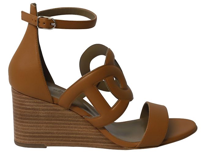 Hermès Escarpins compensés Hermes Brisbane en cuir marron clair Jaune Camel