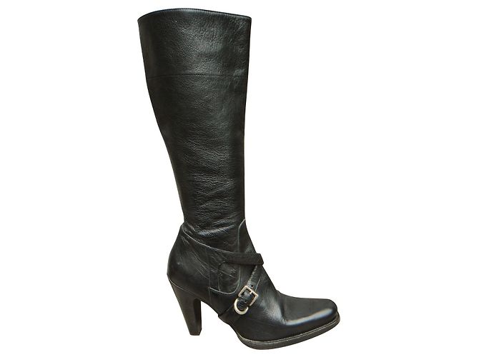 Prada boots p 40,5 New condition Black
